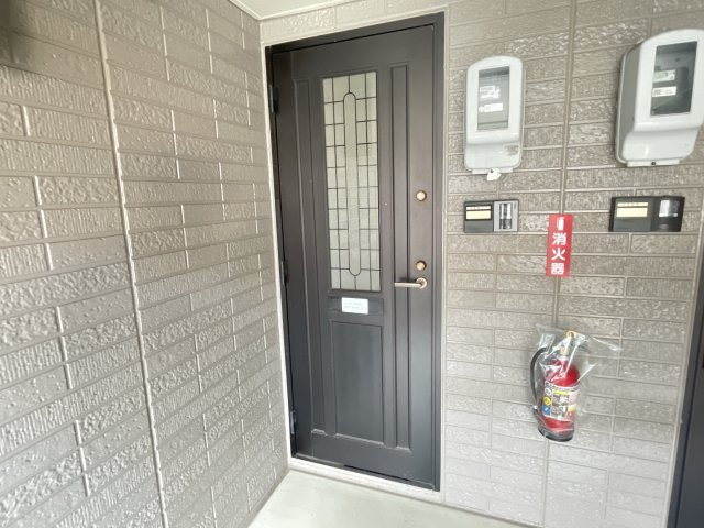 セジュールKATAHAC棟の玄関