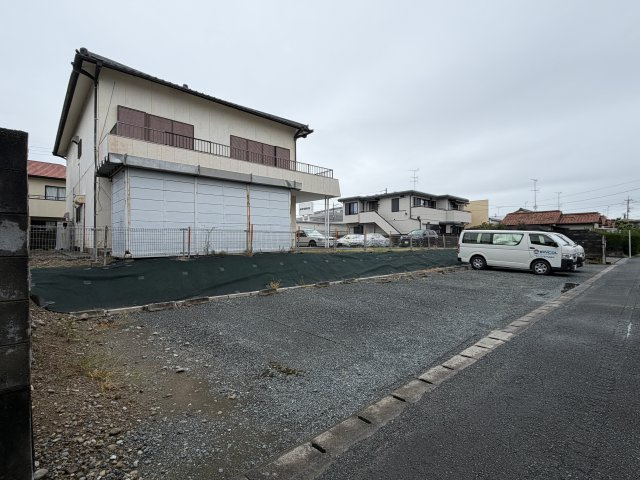 大蒲町86-24（1階）貸スペースの駐車場|敷地外駐車場月額税込１台分5,500円にて５台分（別途契約をする必要があり）