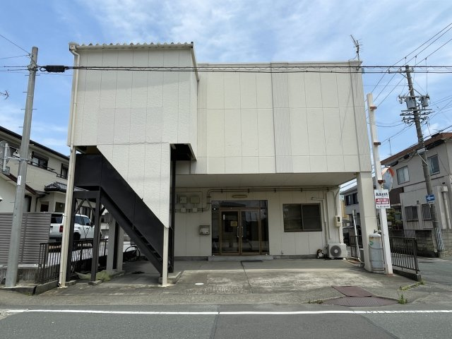 大蒲町86-24（1階）貸スペースの外観