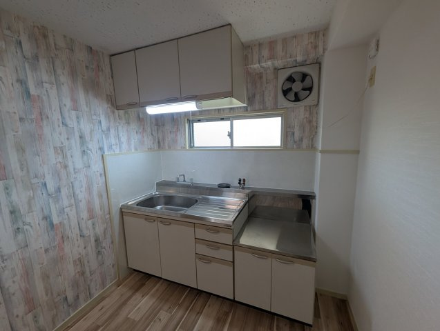 リブランス河村マンションのキッチン