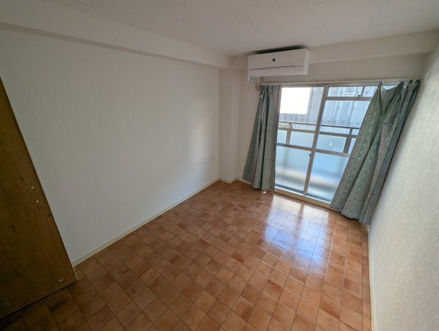 リブランス河村マンションの寝室