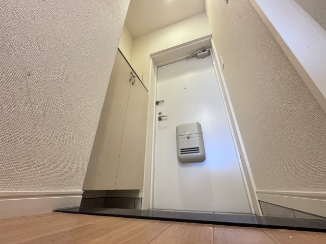 コーラルの玄関|当社、チルホームのHPもご覧ください(^^)/物件情報多数♪