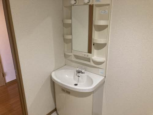 Ｋ＆Ｍ京塚ハイツの洗面所