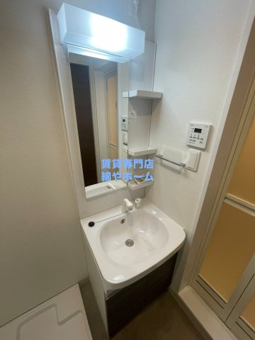 F asecia 千本北の独立洗面台|独立洗面台あり、毎朝おしゃれに忙しい女性の方におすすめです