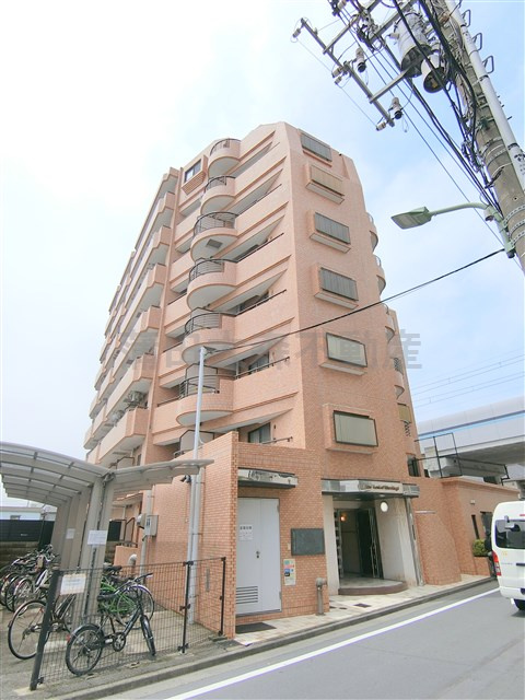 ライオンズマンション仲六郷の外観