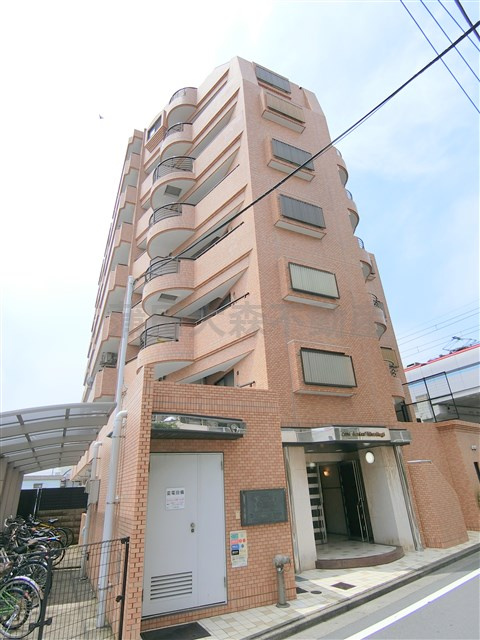 ライオンズマンション仲六郷の外観