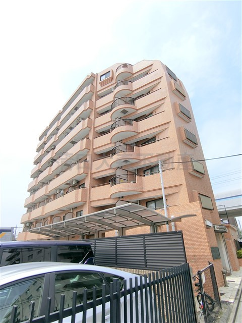ライオンズマンション仲六郷の外観
