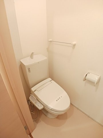 ミレーユⅢのトイレ|落ち着いたトイレです
