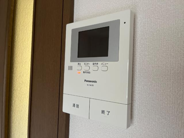 コーポリヴィエール３９の内装|カメラ付インターホン