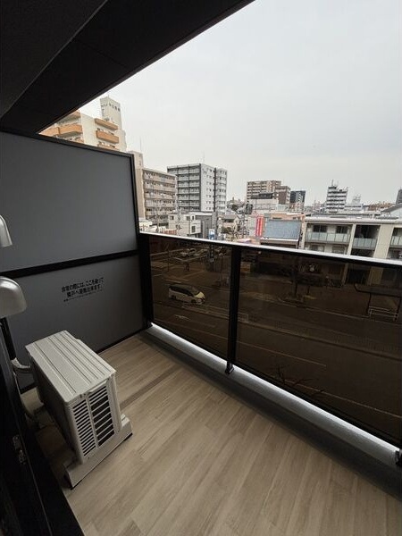 メイクスアート名古屋城西のバルコニー