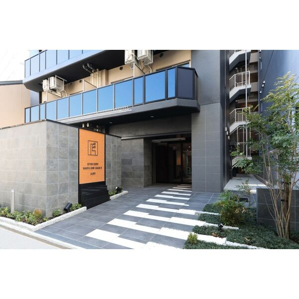 エステムコート名古屋新栄Ⅲグローリィのエントランス