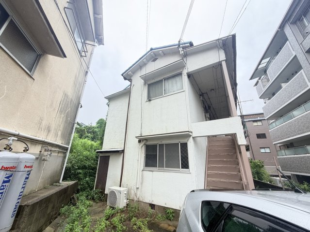 神戸市垂水区下畑町のアパートの外観