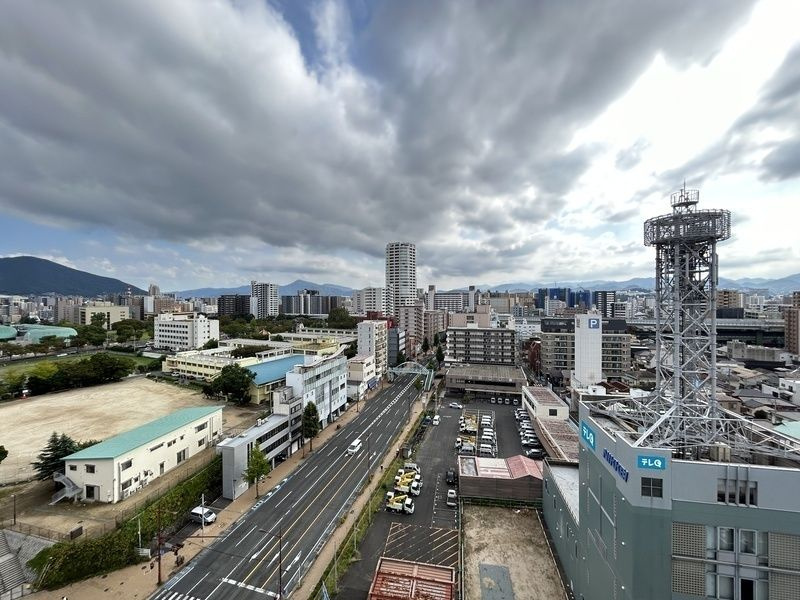ロイヤルセンターBLD.の展望