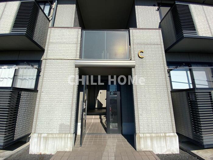 ポルトス元町　Ｃのエントランス|当社、チルホームのHPもご覧ください(^^)/物件情報多数♪