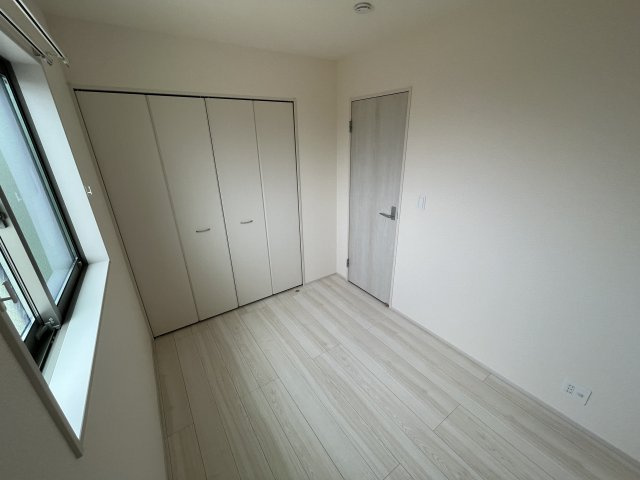 リーブルファイン春日部樋堀の洋室|個人の部屋や寝室として使える洋室です