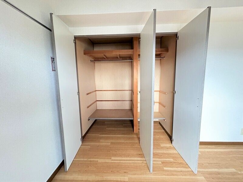 ロイヤルセンターBLD.の収納