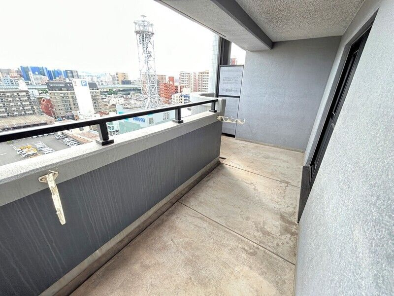ロイヤルセンターBLD.のバルコニー