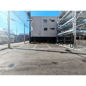 S-RESIDENCE庄内通駅前curere(クラーレ)　フリーレント・家具家電キャンペーン実施中!の駐車場