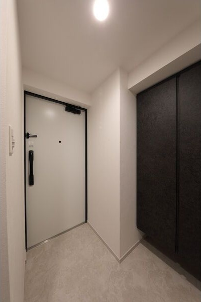 S-RESIDENCE高岳bresa(ブレサ)の玄関