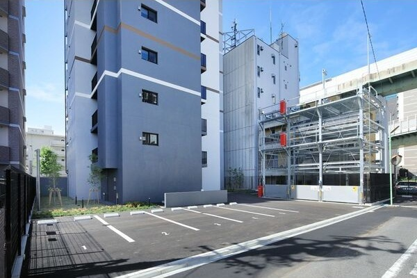 S-RESIDENCE高岳bresa(ブレサ)の駐車場