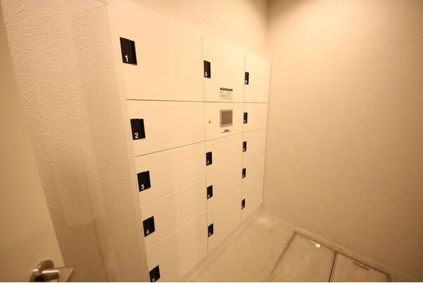 ストーリア名古屋城西のロビー|シリーズ物件写真