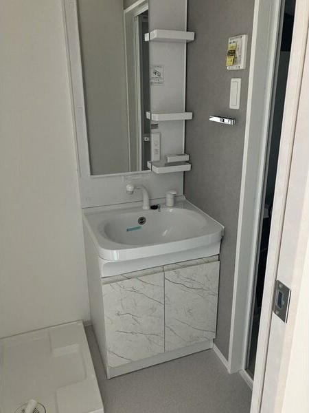 S-RESIDENCE高岳bresa(ブレサ)の独立洗面台|シリーズ物件の参考写真になります