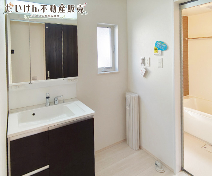 ファーストタウン神戸市第２４北区広陵町の独立洗面台