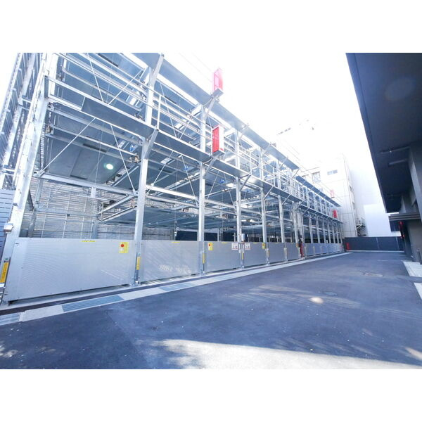 ザ・ファインタワー名古屋今池の駐車場