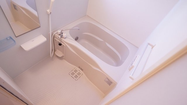 ゆったり過ごせるお風呂です