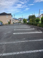 駐車場があるので、車を買う予定の方も安心です