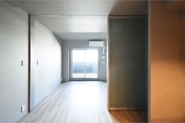 オーパスレジデンス名古屋ステーションの居間・リビング|※１LDKタイプの写真となります