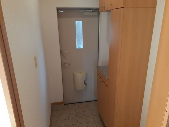 落ち着いた玄関です