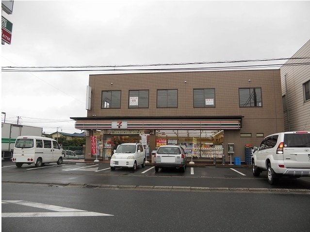 セブンイレブン木更津岩根店まで1400m
