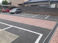 駐車場に車を止められます
