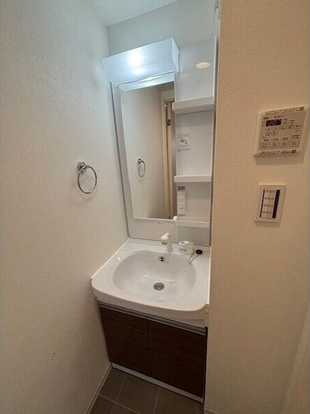 SHOKEN Residence 名古屋〈太閤通〉の洗面所