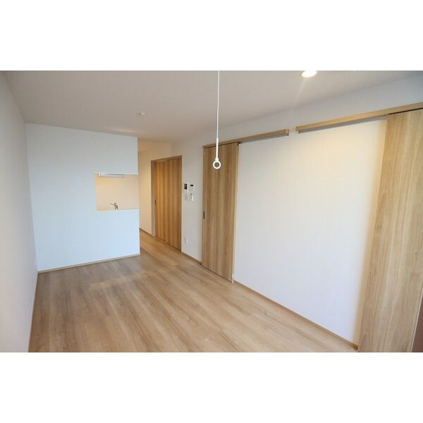 REGALEST WOOD TERRACE JOSHINの居間・リビング|同シリーズの内装写真となります