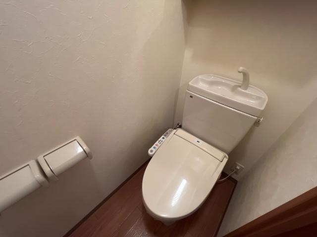 シャワー付トイレ
