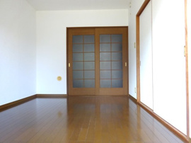 バルコニー側　＊イメージです／同タイプのお部屋です