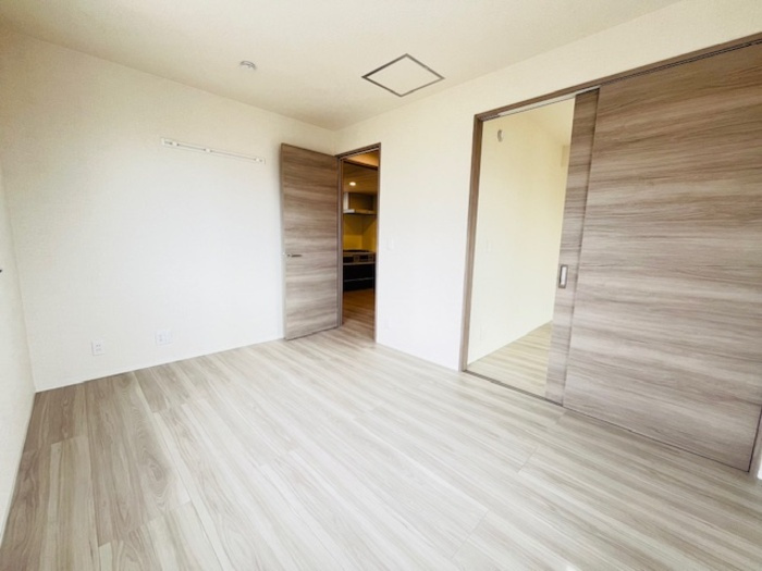 Villa Luminous SHONANDAIの内装|洋室
