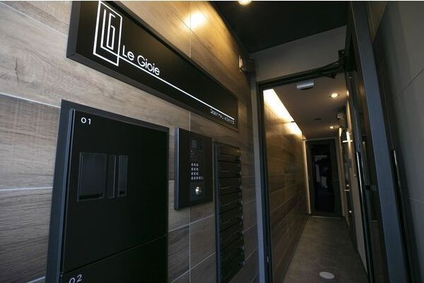 LeGioie(レジョイエ)ささしまライブ駅3のロビー