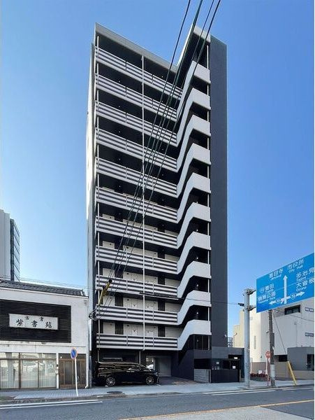 GRANDUKE代官町reverso