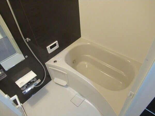 Flair丸の内の浴室