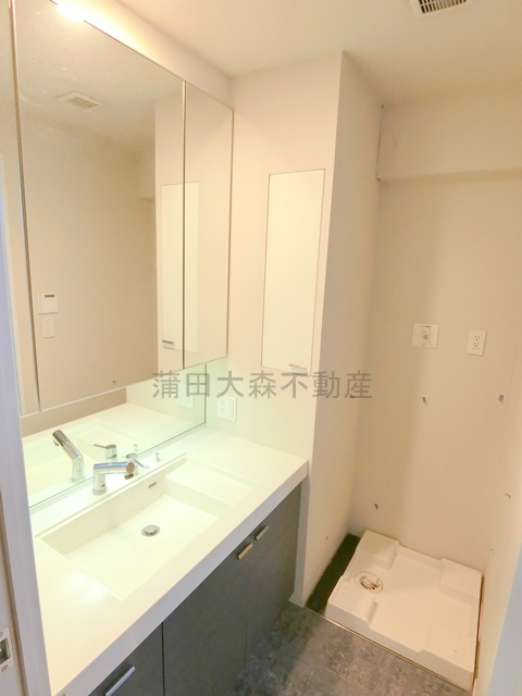 クレッセント萩中の洗面所|洗面脱衣所　独立洗面台　洗濯機置き場