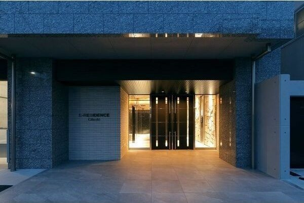 S-RESIDENCE岐阜駅のエントランス