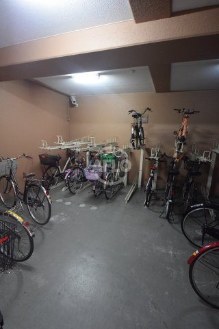 パインコート松屋町　中央小学校区の設備|パインコート松屋町　自転車置場