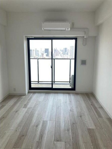 S-RESIDENCE亀島駅前ascent(アセント)のバルコニー