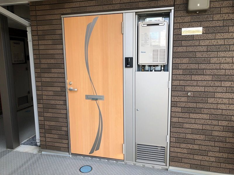 クレイノル　ボヌール白岡の玄関