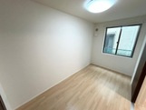 Ｗａｌｌ Ｒｏｓｅの居間・リビング|洋室