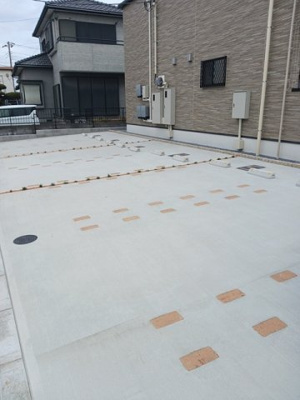 【駐車場】 | ミズキⅨ | 車をお持ちの方に嬉しい駐車場付きの物件です