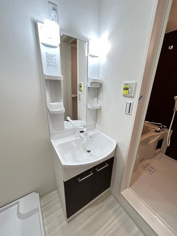 フジパレス武庫之荘駅北Ⅲ番館の洗面所|洗面所です